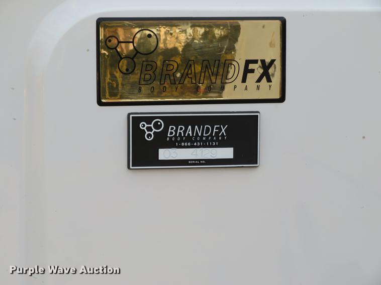 image for item DE5040 2003 Chevrolet Silverado 3500 utility bed pickup truck