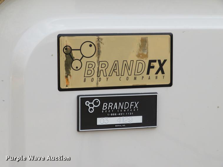 image for item DE5040 2003 Chevrolet Silverado 3500 utility bed pickup truck