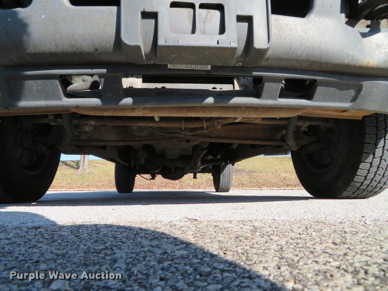 image for item DE5046 2006 Ford F250 Super Duty XL pickup truck