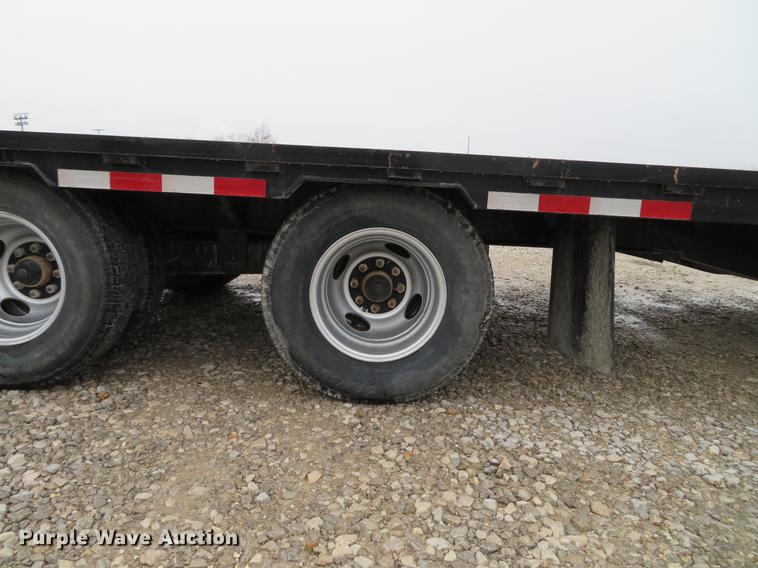 image for item DE5058 2017 Trailerman HHG8255F20 equipment trailer