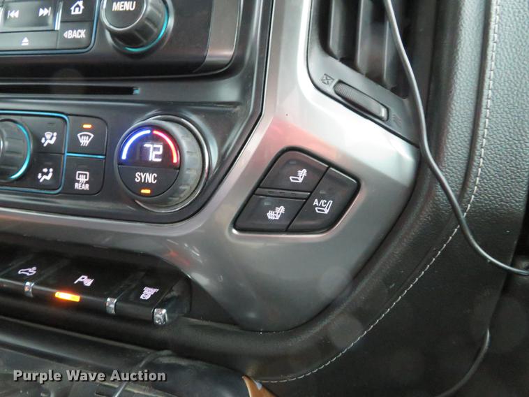 image for item DE5059 2015 Chevrolet Silverado 3500HD LTZ Crew Cab pickup truck