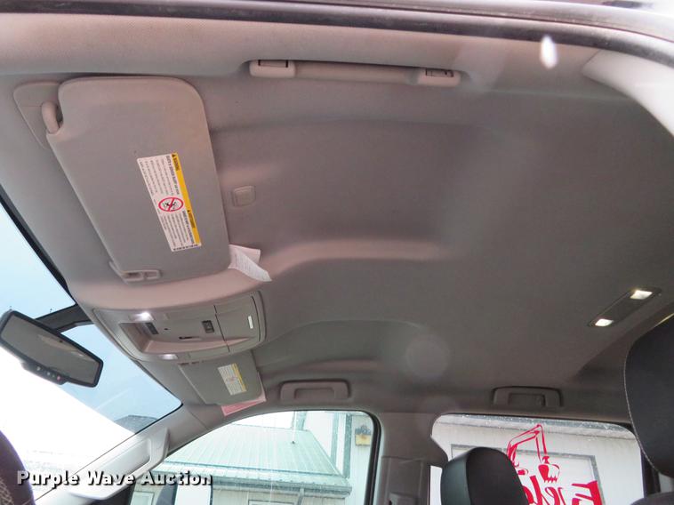 image for item DE5059 2015 Chevrolet Silverado 3500HD LTZ Crew Cab pickup truck