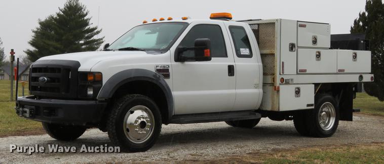image for item DE5068 2008 Ford F450 Super Duty XL SuperCab flatbed truck