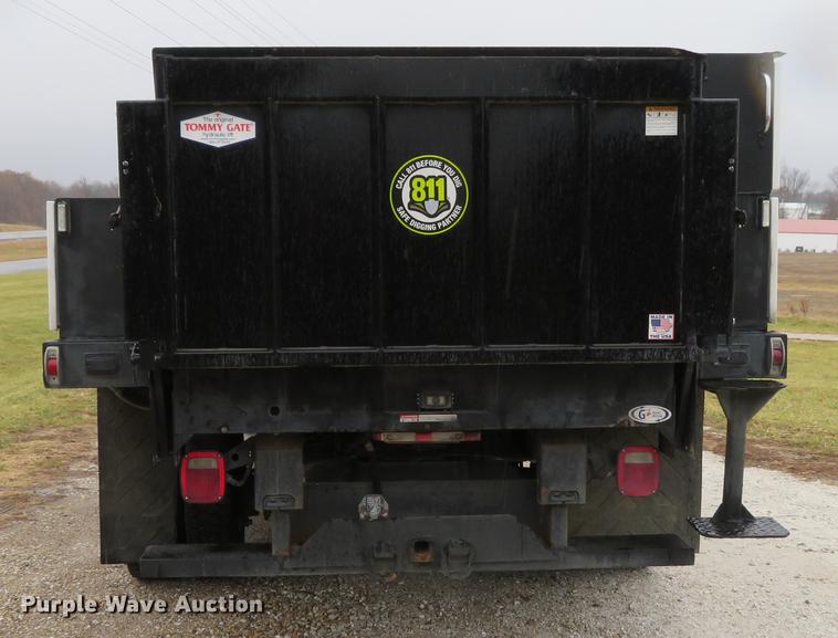 image for item DE5068 2008 Ford F450 Super Duty XL SuperCab flatbed truck