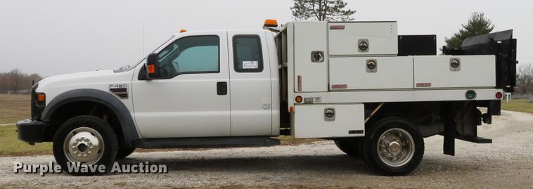 image for item DE5068 2008 Ford F450 Super Duty XL SuperCab flatbed truck