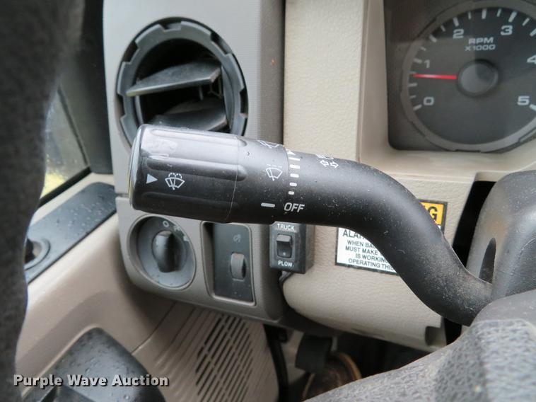 image for item DE5068 2008 Ford F450 Super Duty XL SuperCab flatbed truck