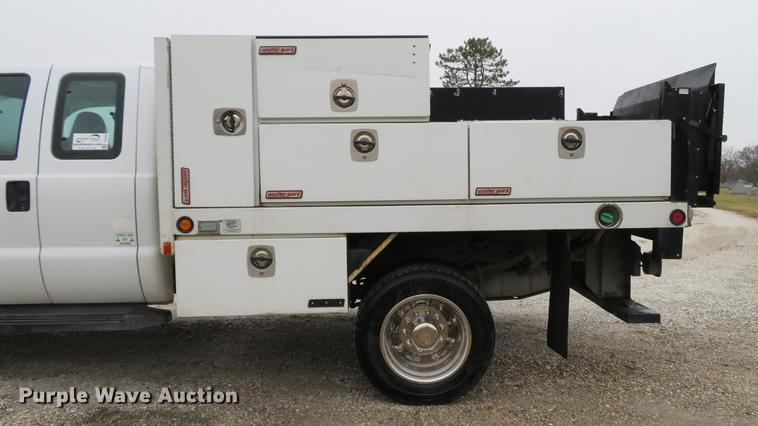 image for item DE5068 2008 Ford F450 Super Duty XL SuperCab flatbed truck