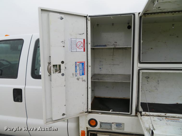 image for item DE5068 2008 Ford F450 Super Duty XL SuperCab flatbed truck