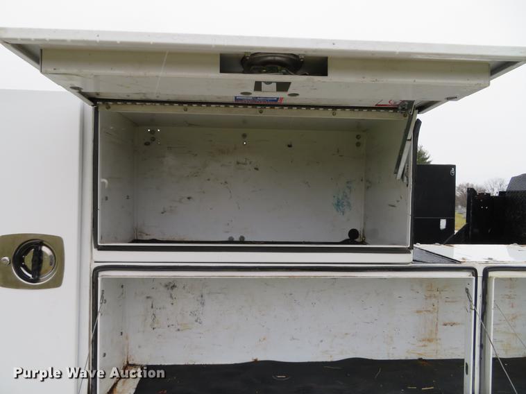 image for item DE5068 2008 Ford F450 Super Duty XL SuperCab flatbed truck