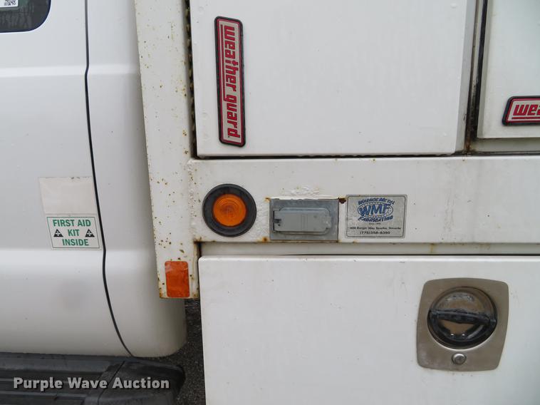 image for item DE5068 2008 Ford F450 Super Duty XL SuperCab flatbed truck