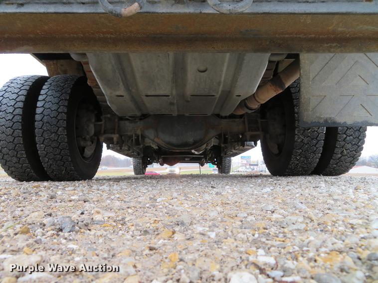 image for item DE5068 2008 Ford F450 Super Duty XL SuperCab flatbed truck