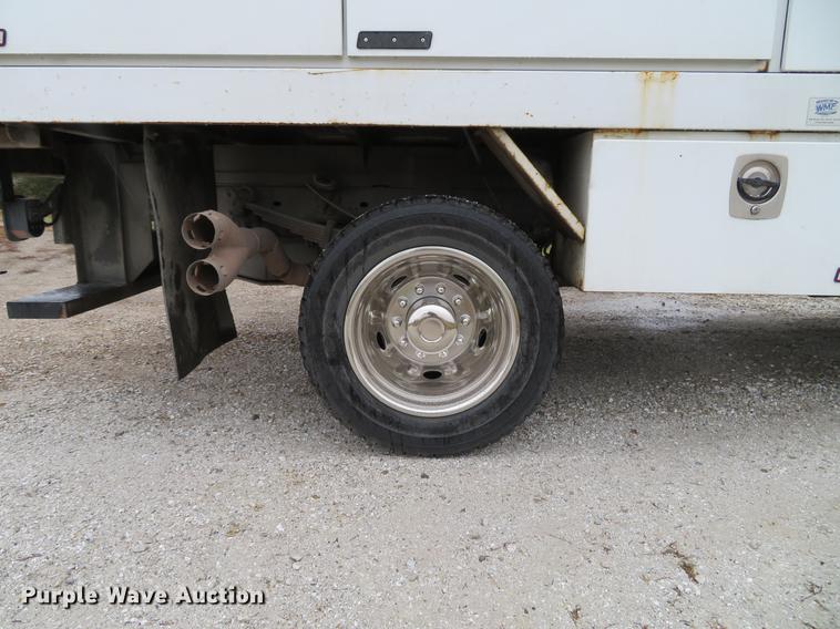 image for item DE5068 2008 Ford F450 Super Duty XL SuperCab flatbed truck