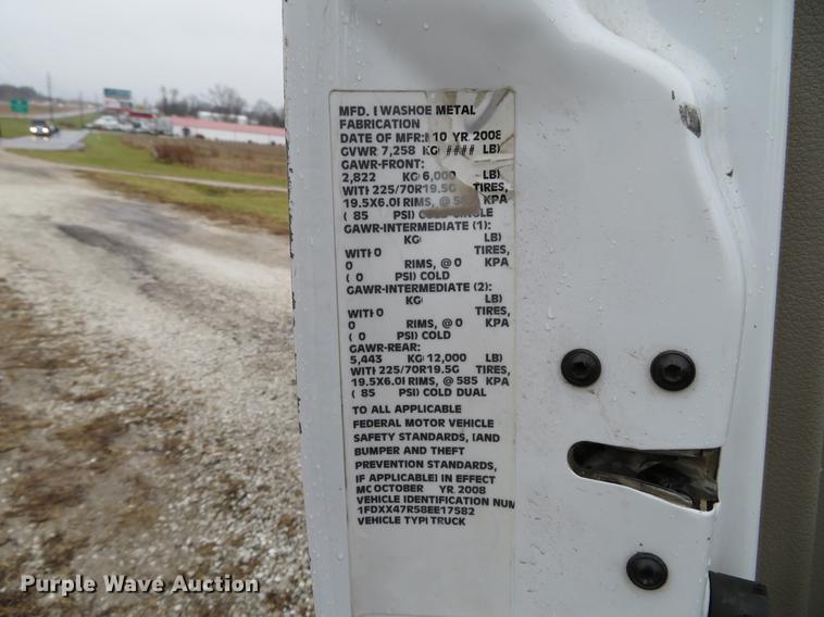 image for item DE5068 2008 Ford F450 Super Duty XL SuperCab flatbed truck