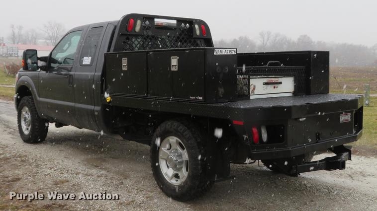 image for item DE5071 2015 Ford F250 Super Duty XLT SuperCab pickup truck