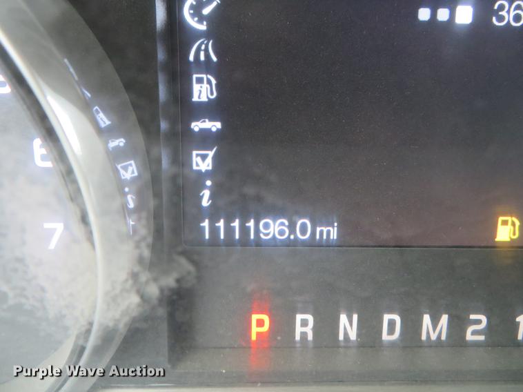 image for item DE5071 2015 Ford F250 Super Duty XLT SuperCab pickup truck