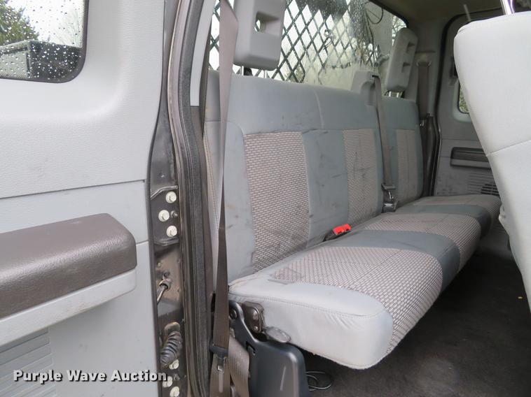 image for item DE5071 2015 Ford F250 Super Duty XLT SuperCab pickup truck