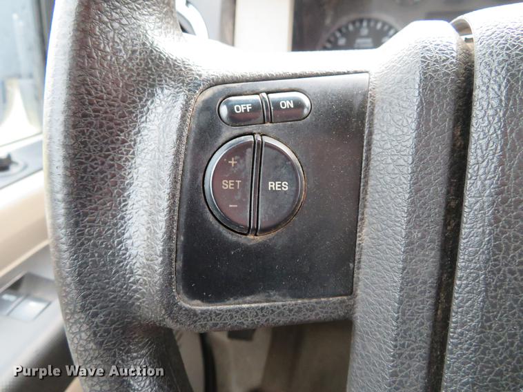 image for item DE5072 2008 Ford F250 Super Duty XLT SuperCab pickup truck