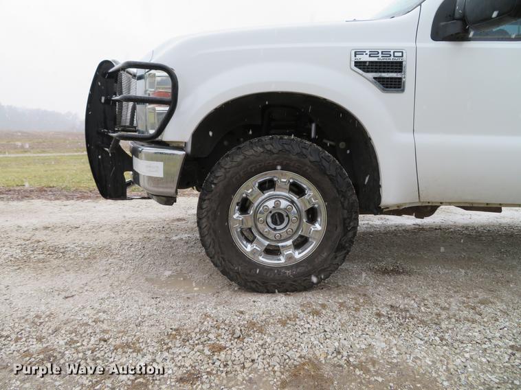 image for item DE5072 2008 Ford F250 Super Duty XLT SuperCab pickup truck
