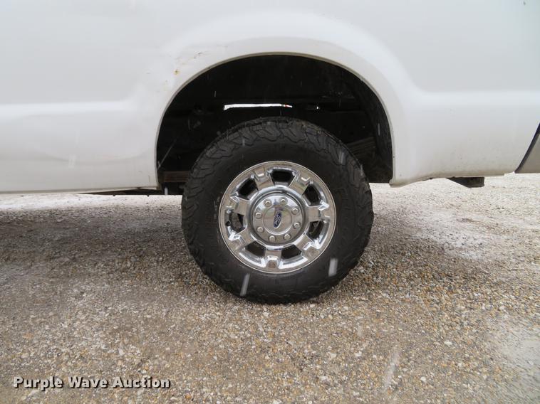 image for item DE5072 2008 Ford F250 Super Duty XLT SuperCab pickup truck