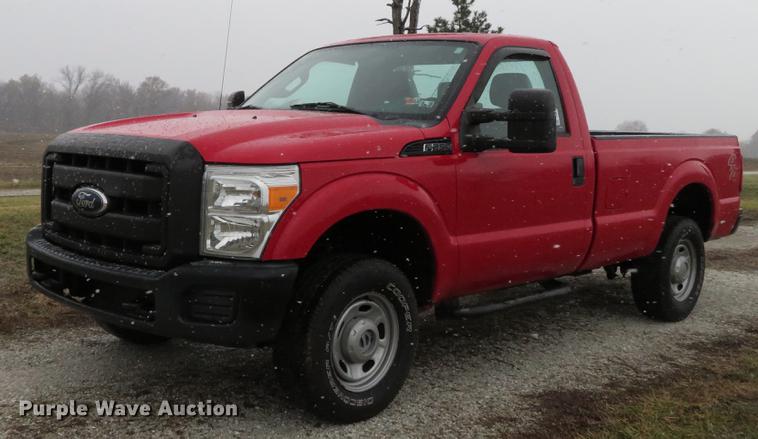 image for item DE5074 2011 Ford F250 Super Duty XL pickup truck