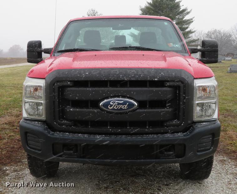 image for item DE5074 2011 Ford F250 Super Duty XL pickup truck