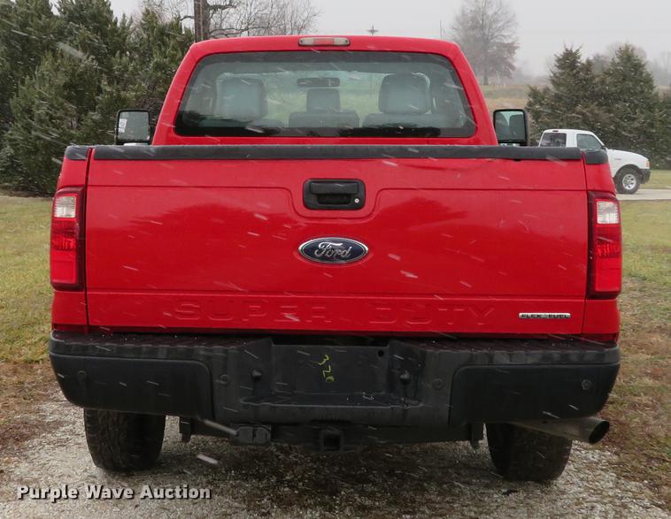 image for item DE5074 2011 Ford F250 Super Duty XL pickup truck