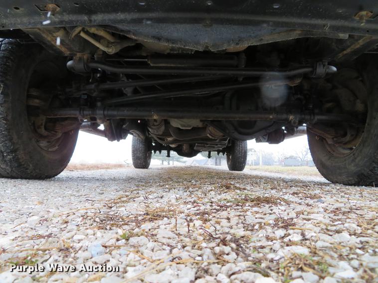 image for item DE5074 2011 Ford F250 Super Duty XL pickup truck