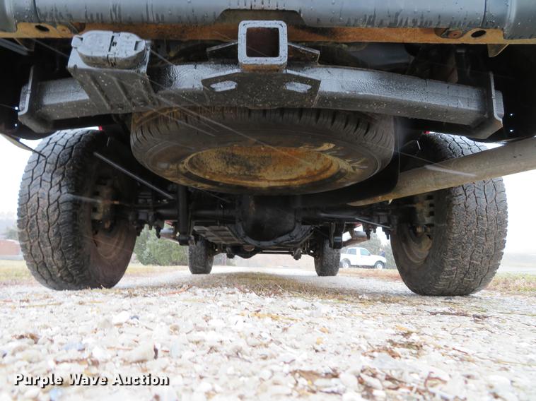 image for item DE5074 2011 Ford F250 Super Duty XL pickup truck