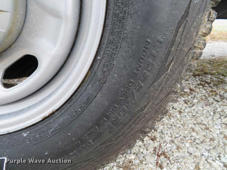 image for item DE5074 2011 Ford F250 Super Duty XL pickup truck