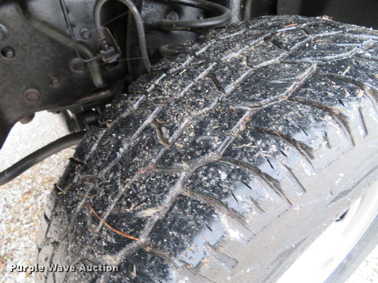 image for item DE5074 2011 Ford F250 Super Duty XL pickup truck