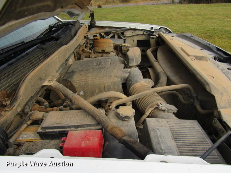 image for item DE5075 2015 Chevrolet Silverado 2500HD Double Cab pickup truck