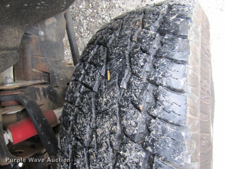 image for item DE5075 2015 Chevrolet Silverado 2500HD Double Cab pickup truck