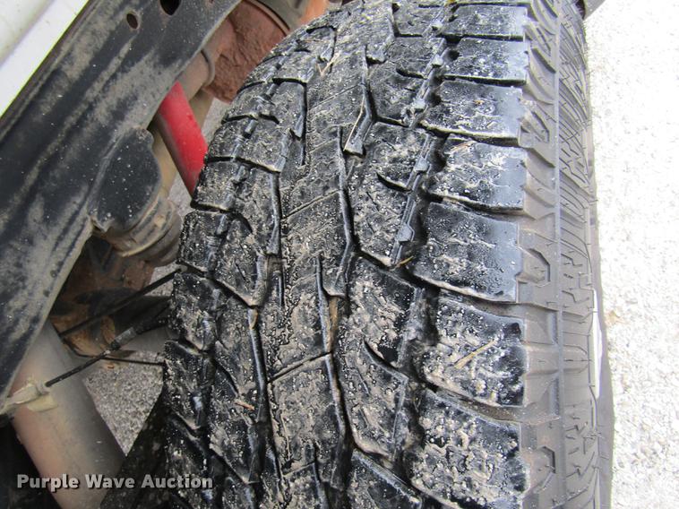 image for item DE5075 2015 Chevrolet Silverado 2500HD Double Cab pickup truck