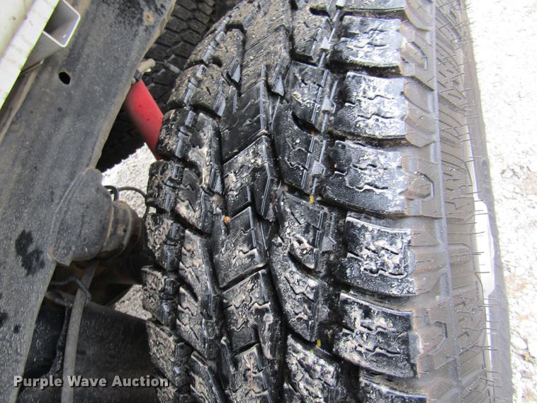 image for item DE5075 2015 Chevrolet Silverado 2500HD Double Cab pickup truck