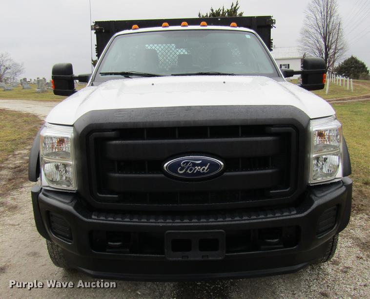 image for item DE5080 2015 Ford F550 Super Duty XL flatbed truck