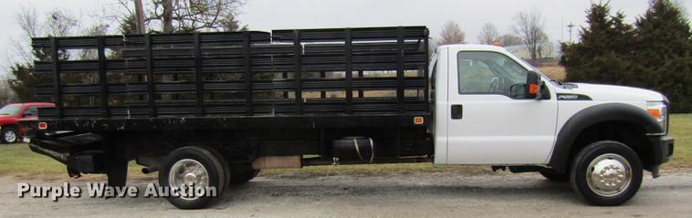 image for item DE5080 2015 Ford F550 Super Duty XL flatbed truck
