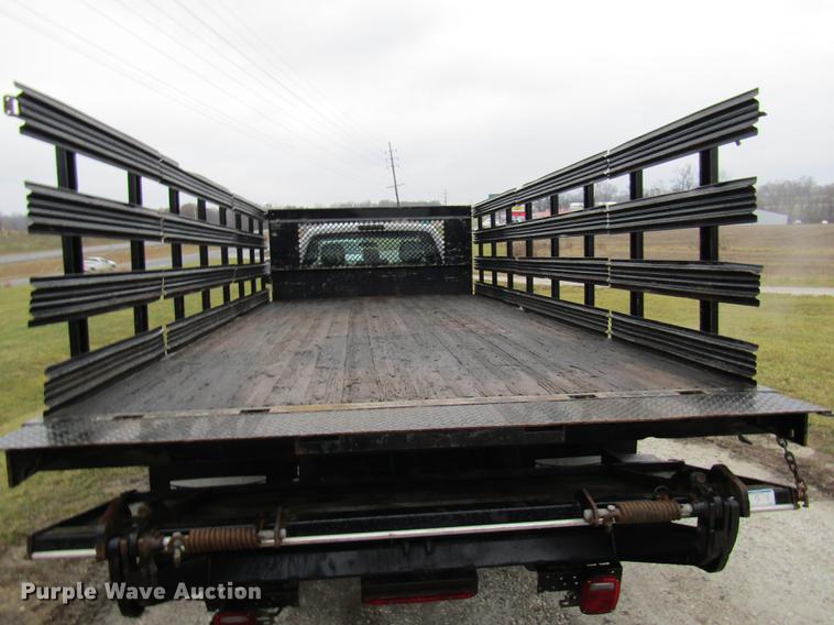 image for item DE5080 2015 Ford F550 Super Duty XL flatbed truck