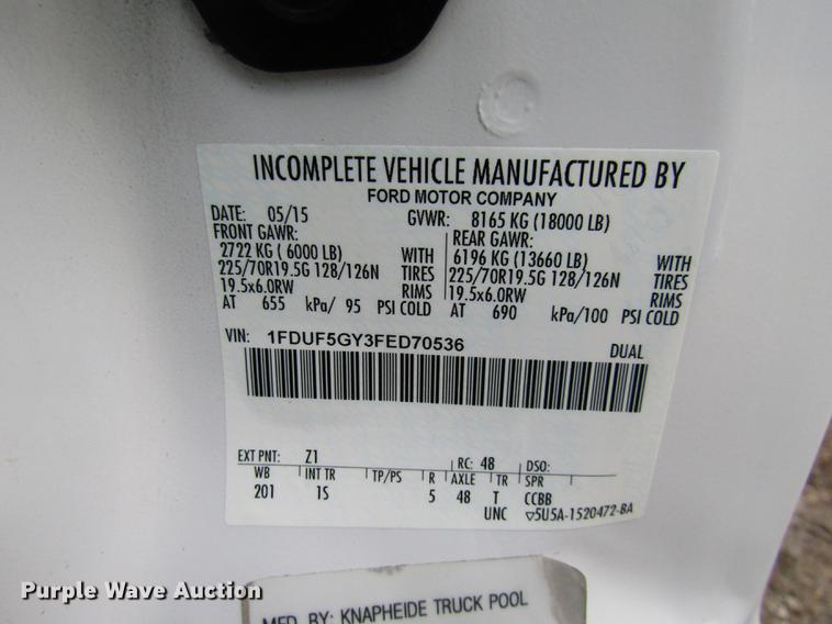 image for item DE5080 2015 Ford F550 Super Duty XL flatbed truck