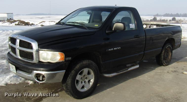 image for item DE5939 2004 Dodge Ram 1500 SLT pickup truck
