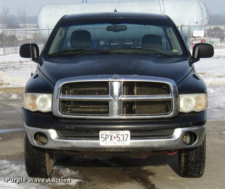 image for item DE5939 2004 Dodge Ram 1500 SLT pickup truck