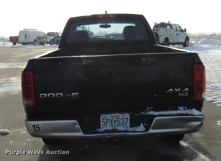 image for item DE5939 2004 Dodge Ram 1500 SLT pickup truck