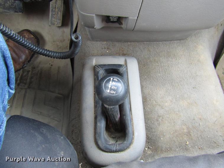 image for item DE5939 2004 Dodge Ram 1500 SLT pickup truck