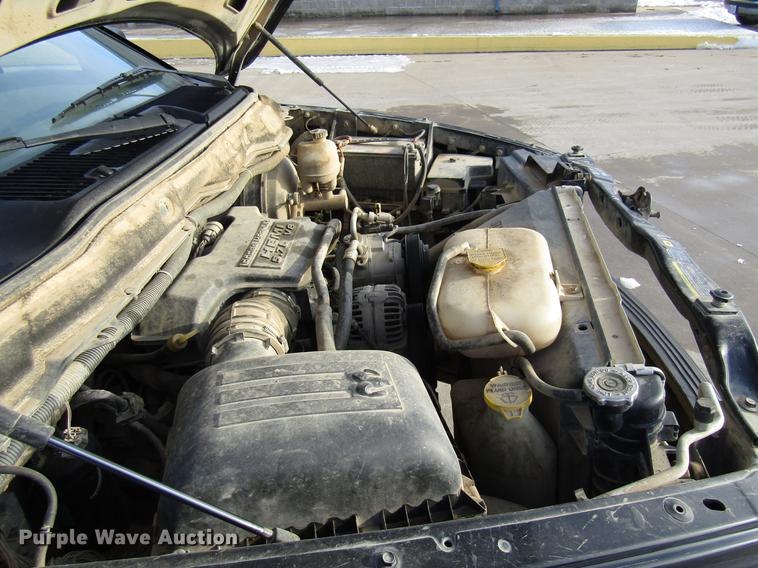 image for item DE5939 2004 Dodge Ram 1500 SLT pickup truck