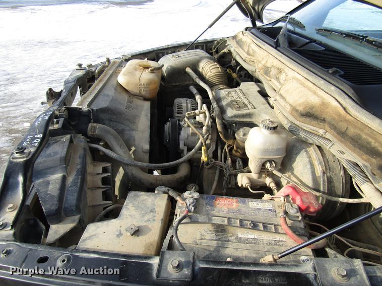 image for item DE5939 2004 Dodge Ram 1500 SLT pickup truck