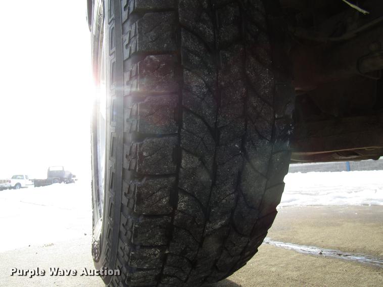 image for item DE5939 2004 Dodge Ram 1500 SLT pickup truck