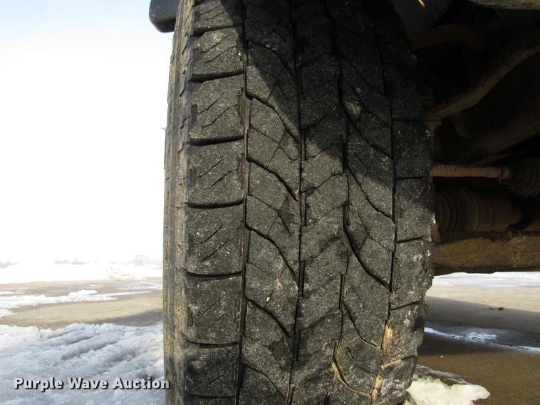 image for item DE5939 2004 Dodge Ram 1500 SLT pickup truck