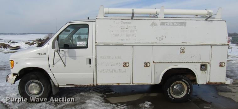 image for item DE5942 2000 Ford Econoline E350 Super Duty utility van