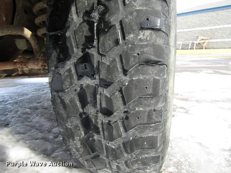 image for item DE5942 2000 Ford Econoline E350 Super Duty utility van