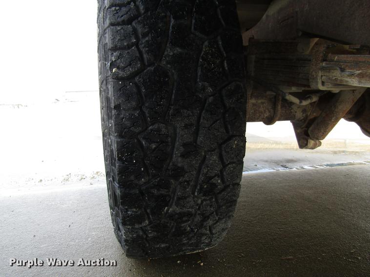 image for item DE5942 2000 Ford Econoline E350 Super Duty utility van