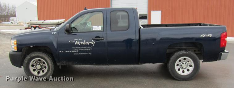 image for item DE5945 2009 Chevrolet Silverado 1500 Ext. Cab pickup truck